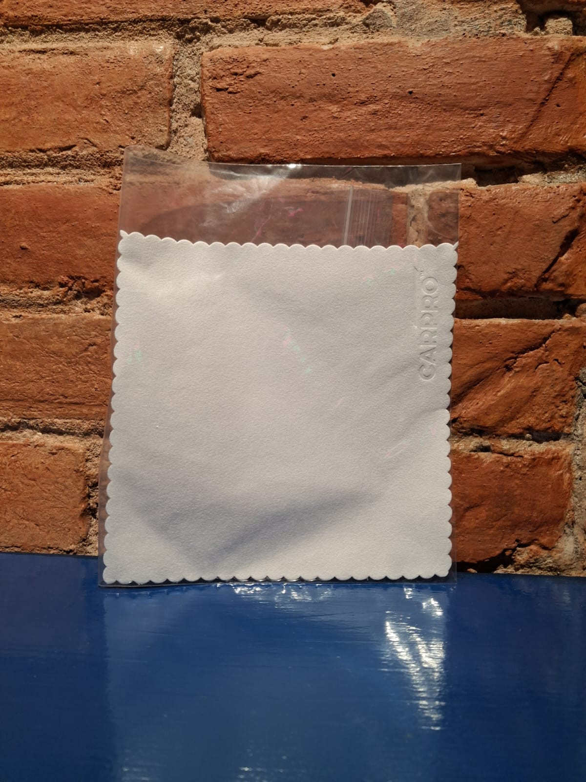 Image of CARPRO Suede Microfibre White Cloth (16cm x 16cm)